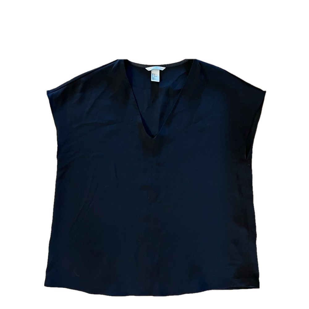 H&M Black V Neck Cap Sleeve Blouse Top Sz 2 XS
